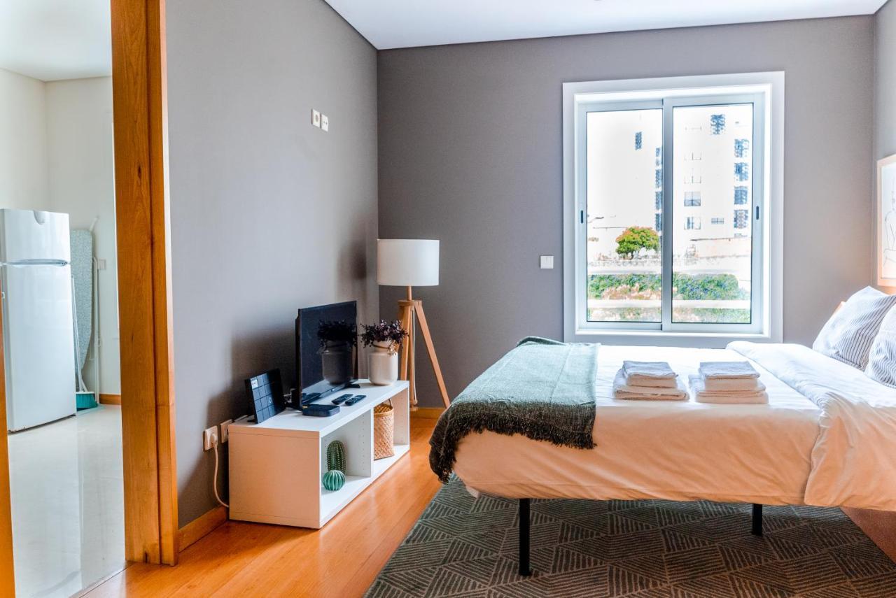 Sunny Studio In The Heart Of Lapa - 5Min Walk To Metro! Porto Exterior photo