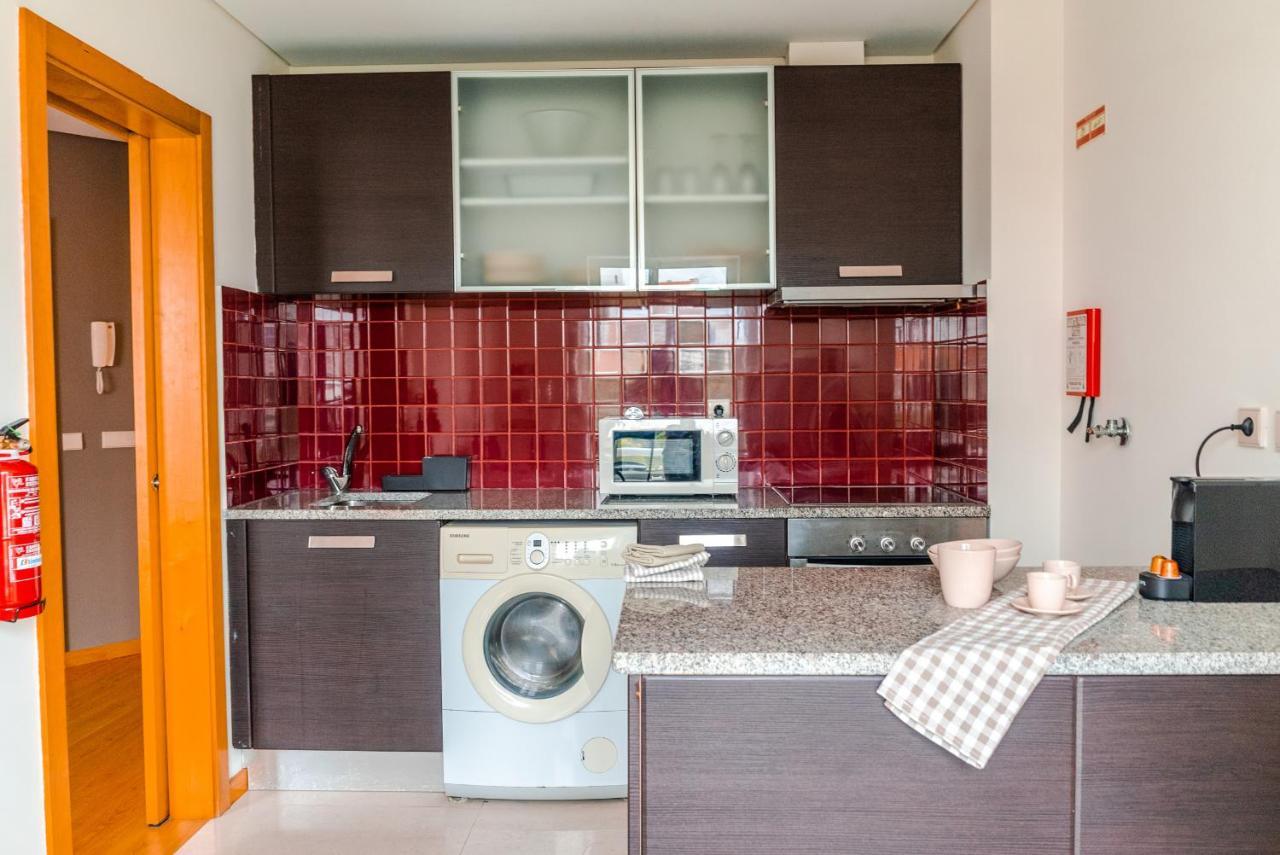 Sunny Studio In The Heart Of Lapa - 5Min Walk To Metro! Porto Exterior photo